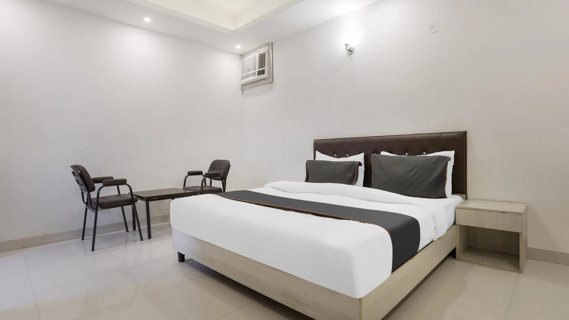 Hotel O Babil Palace 2 古尔冈 3*,  印度